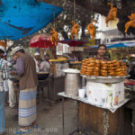 Straßenszene im Stadtteil Nizamuddin in New Delhi, Indien am 05.02.2014.