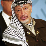 Yassir Arafat, Vorsitzender des Exekutivrates der Palästinensischen Selbstverwaltungsbehörde am 27.03.2000 im Bundeskanzleramt.