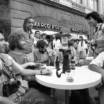 Fotografen während eine Pause nach einer Demonstration gegen der Diktatur in Santiago, Chile am 16.02.1986.