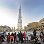 Burj Khalifa, das höchste Gebaeude der Welt (828 m) in Dubai am 28.12.2010.