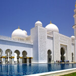 Die Scheikh Zayed Moschee in Abu Dhabi am 19.06.2012.