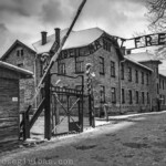 Eingangstor des Konzentrationslager Auschwitz mit dem Schriftzug "Arbeit macht frei. Auschwitz (Oswiecim, Polen), 26.01.2015.