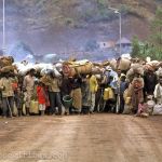 Flüchtlinge an der Grenze zwischen Cyangugu, Ruanda und Bukavu, Zaire (Grenzübergang "Ruzizi I") am 21.08.1994.