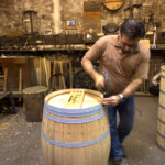 Faesser-Herstellung in der Kellerei Lopez de Heredia in Haro, Spanien am 18.07.2013.